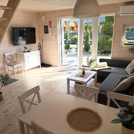 Vakantiehuis Balticmoon Z Podgrzewanym Basenem *